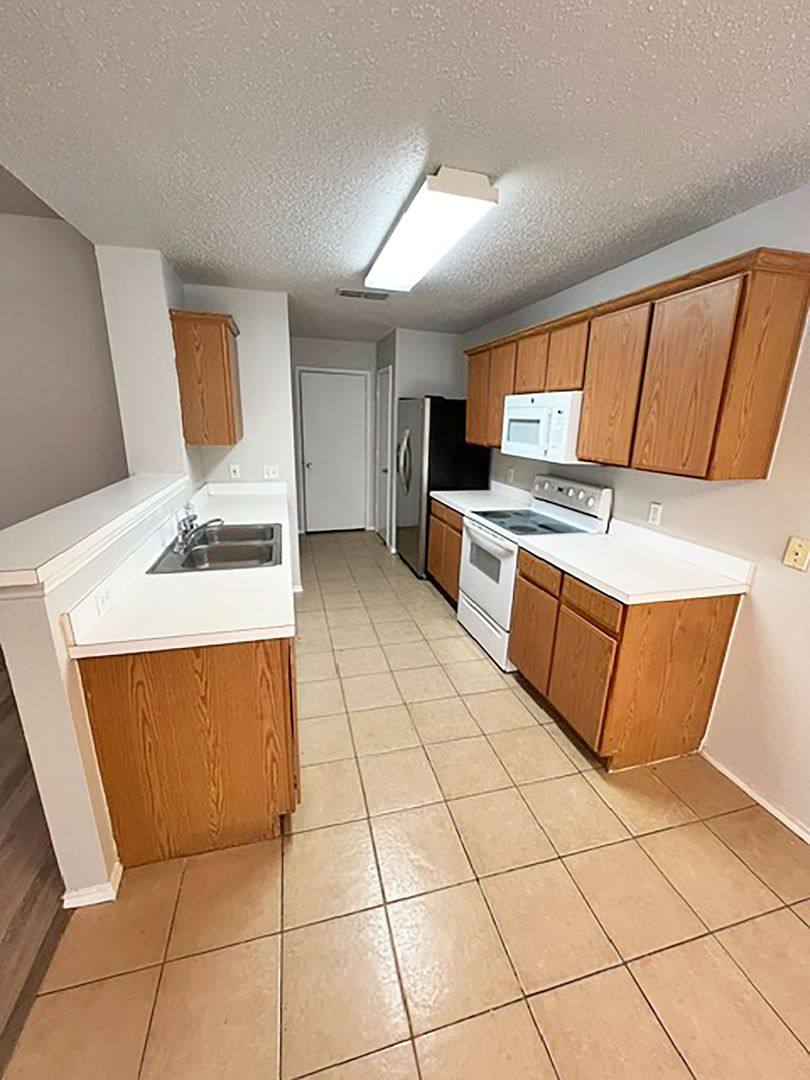 1021 Beechwood Dr, Denton, TX 76201 - House for Rent - Image 3