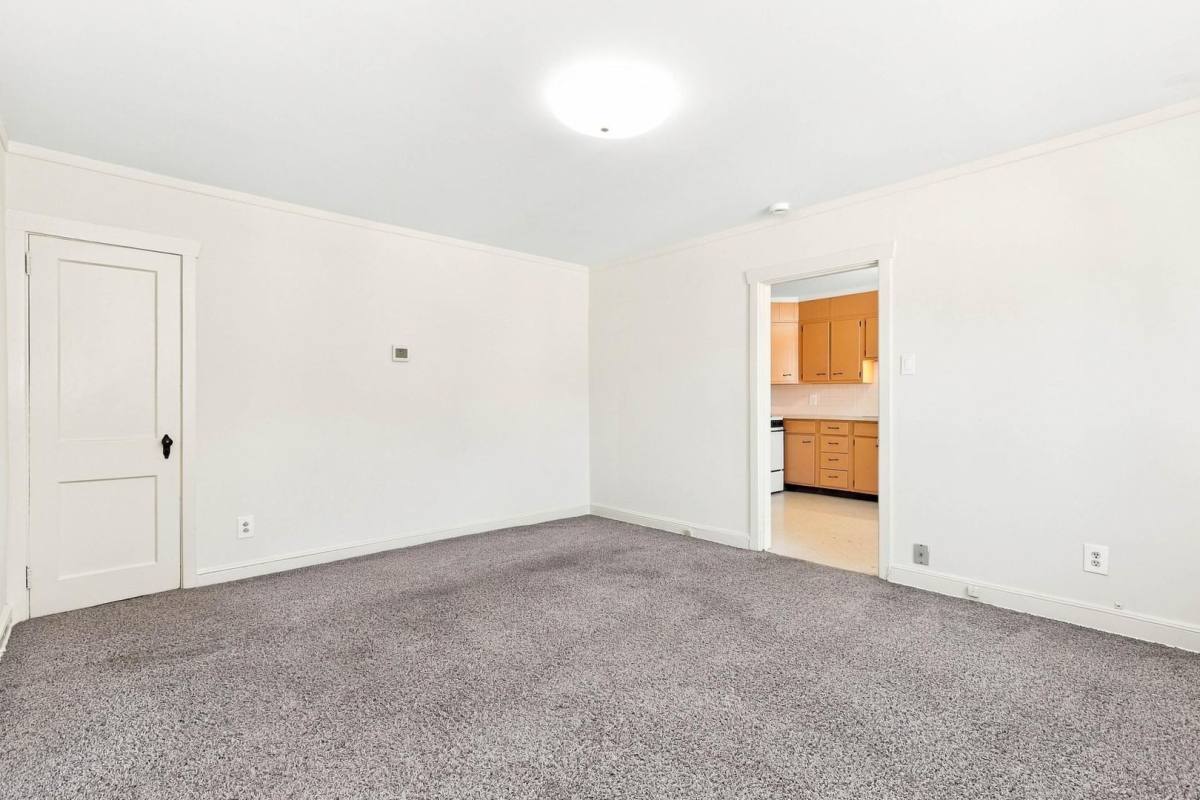 198 N Washington St, Telford, PA 18969 - Apartment for Rent - Image 4