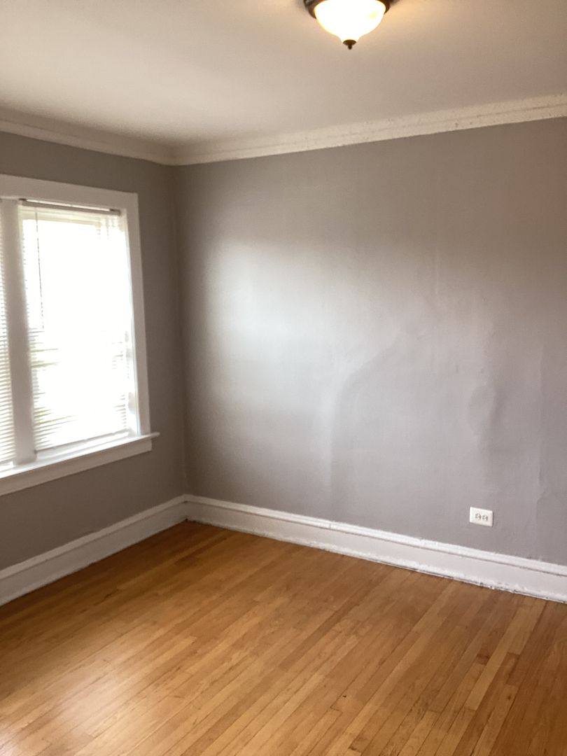 7549 S Kenwood St, Chicago, IL 60619 - Apartment for Rent - Image 2