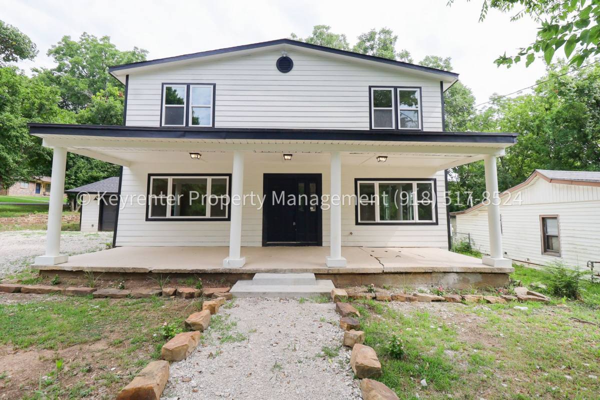 1516 W School St, Claremore, OK 74017 - House for Rent - Image 1