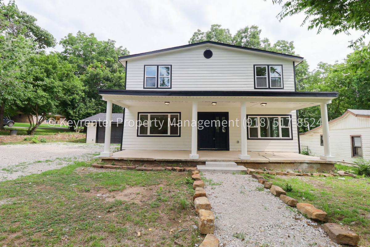 1516 W School St, Claremore, OK 74017 - House for Rent - Image 9