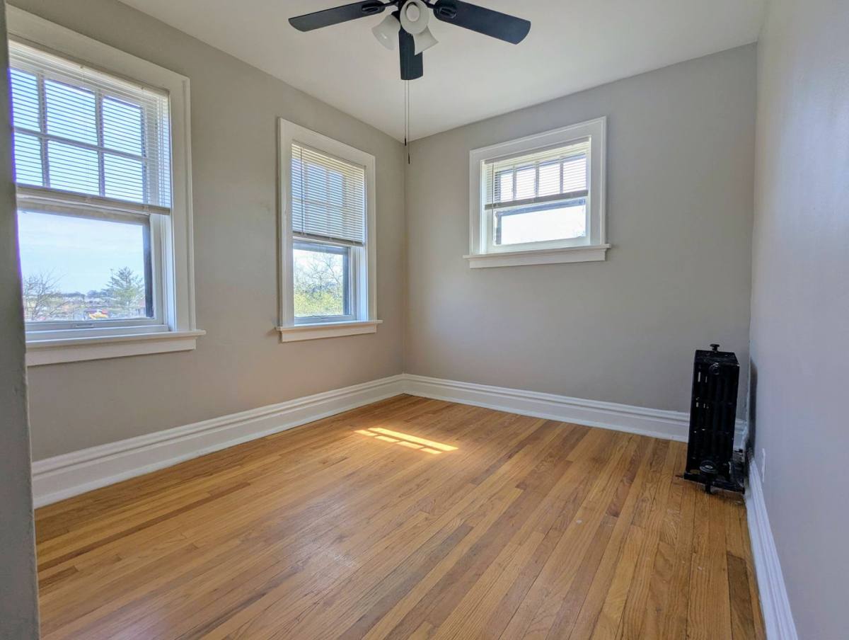 Apartment for rent at 4902-06 Itaska #21, St. Louis, MO 63109
