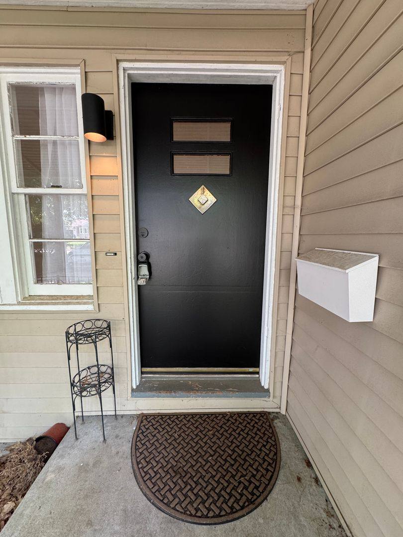 1355 S Kentwood Ave, Springfield, MO 65804 - House for Rent - Image 2