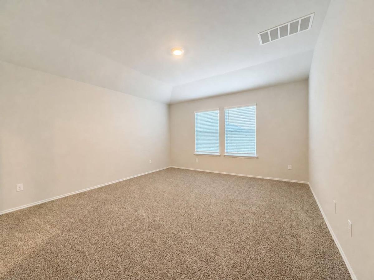 1502 Rolling Thunder Dr, Killeen, TX 76549 - House for Rent - Image 4