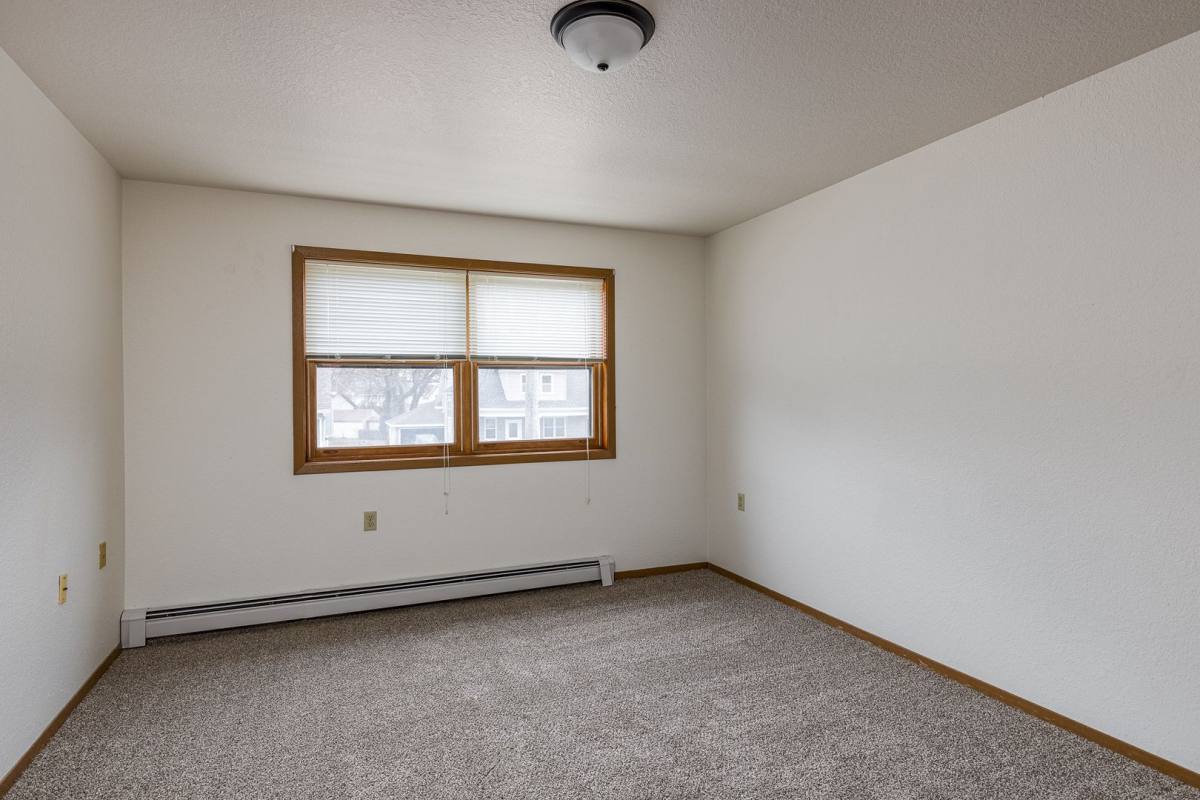 Regency House, 10 Main St, Menasha, WI 54952 - Apartment for Rent - Image 4