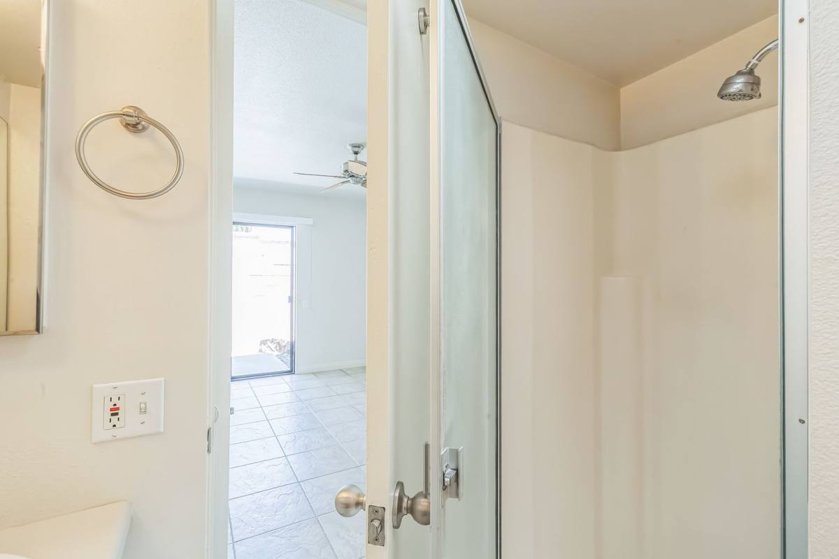 Casa Olancha, 230 E Avenida Olancha, Palm Springs, CA 92264 - Apartment for Rent - Image 10