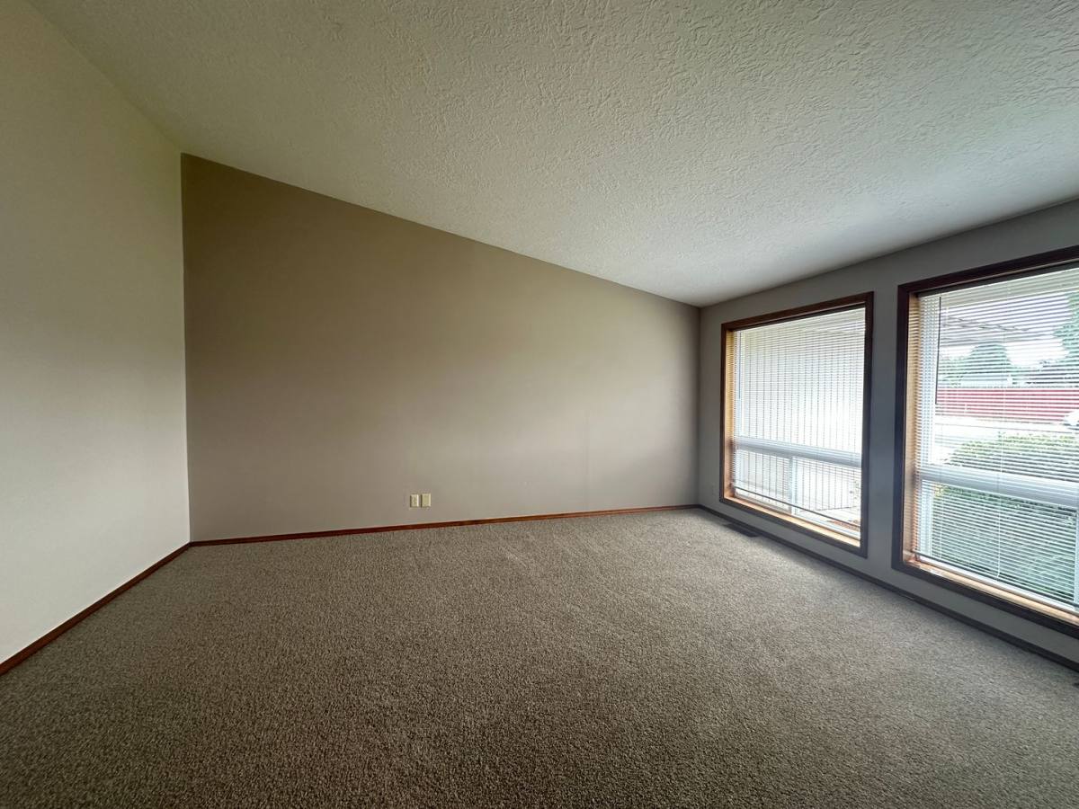 4823 Glendale Ave NE, Salem, OR 97305 - House for Rent - Image 2