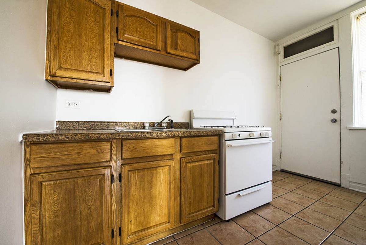 5236 W Harrison, Chicago, IL 60644 - Apartment for Rent - Image 4