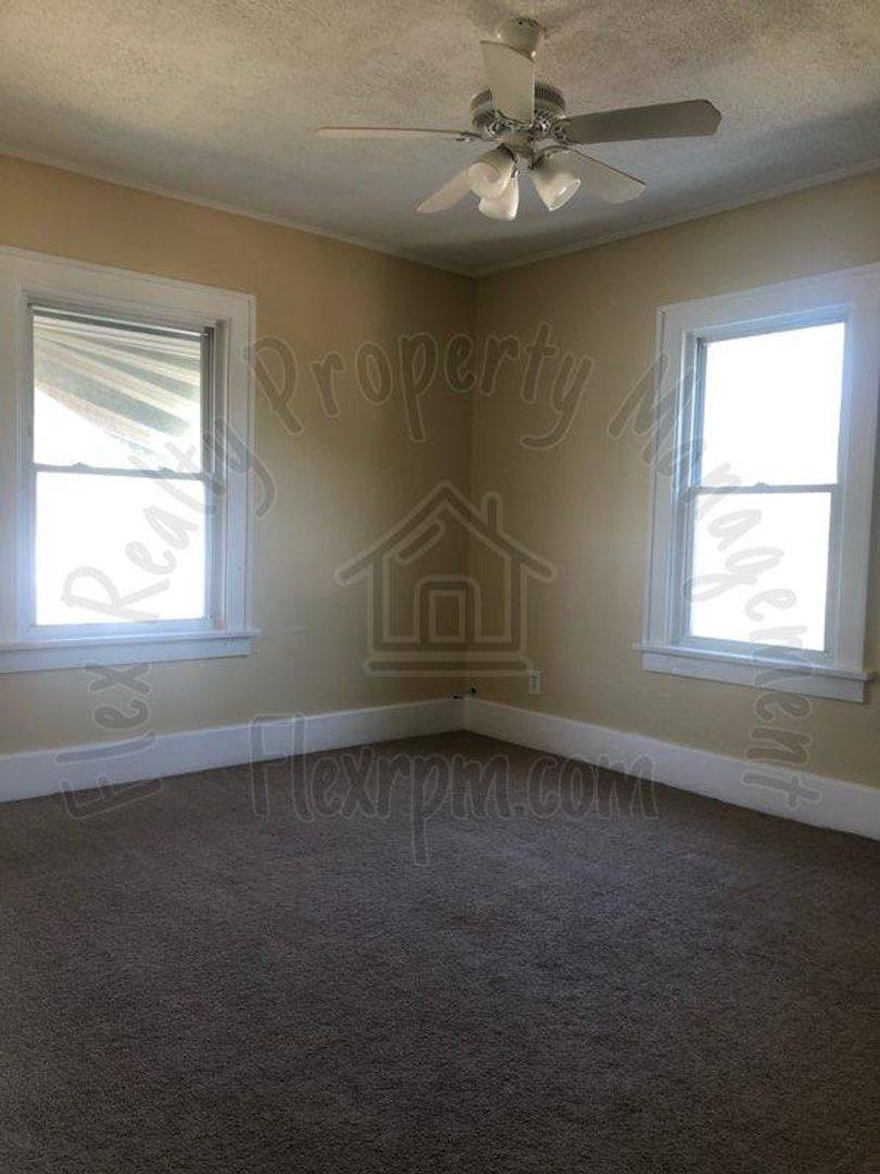 2054 Wyndhurst, Toledo, OH 43607 - House for Rent - Image 4