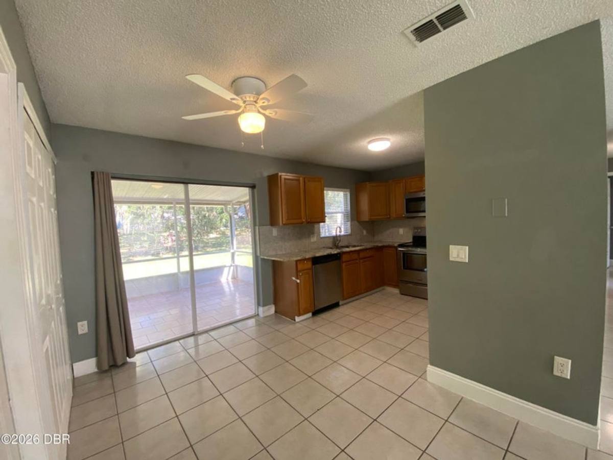2760 Tramanto St, Deltona, FL 32738 - House for Rent - Image 8