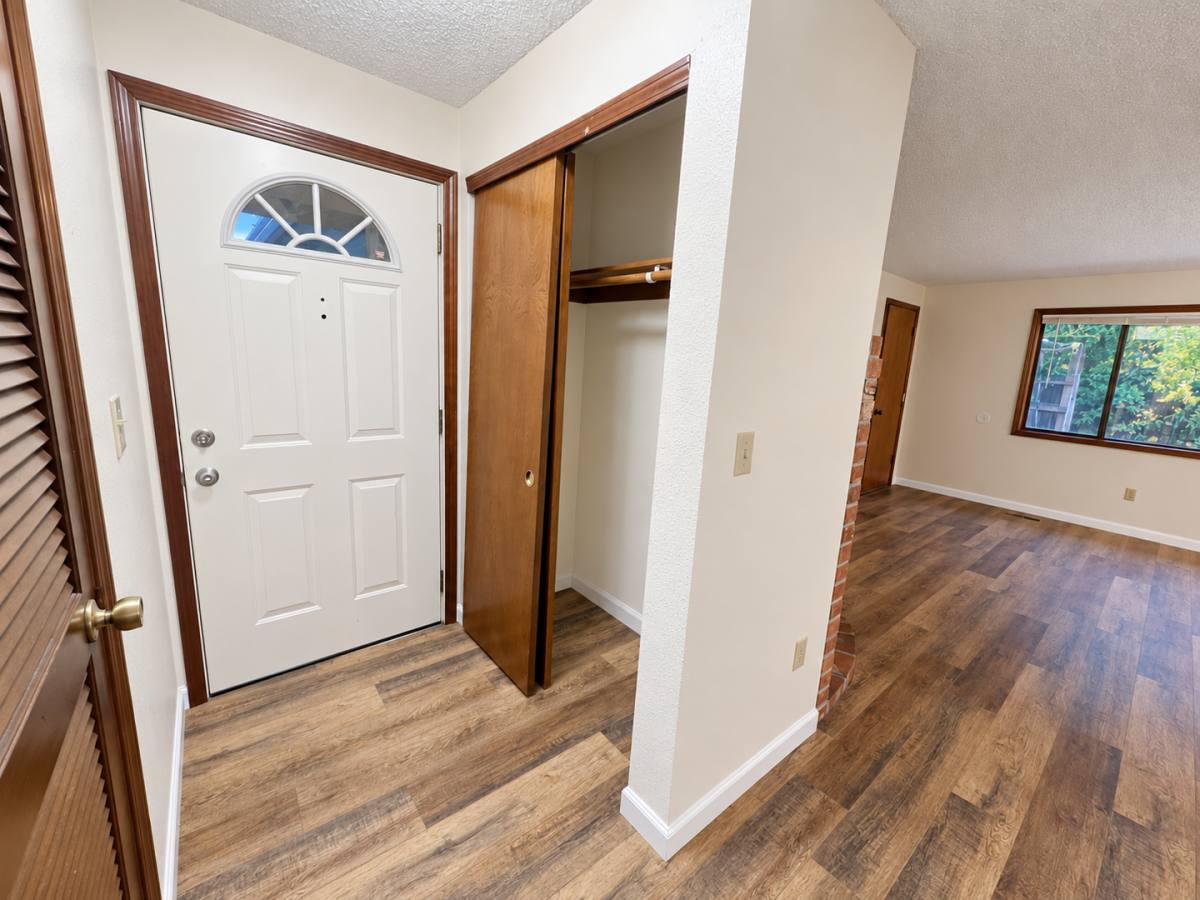 3428 SE 12th St, Gresham, OR 97080 - Townhouse for Rent - Image 6