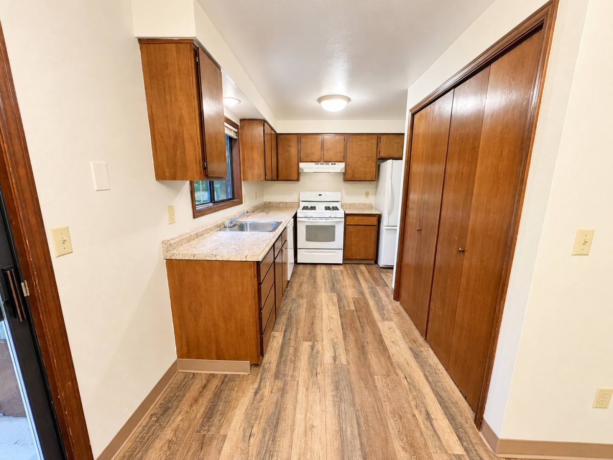 3428 SE 12th St, Gresham, OR 97080 - Townhouse for Rent - Image 9