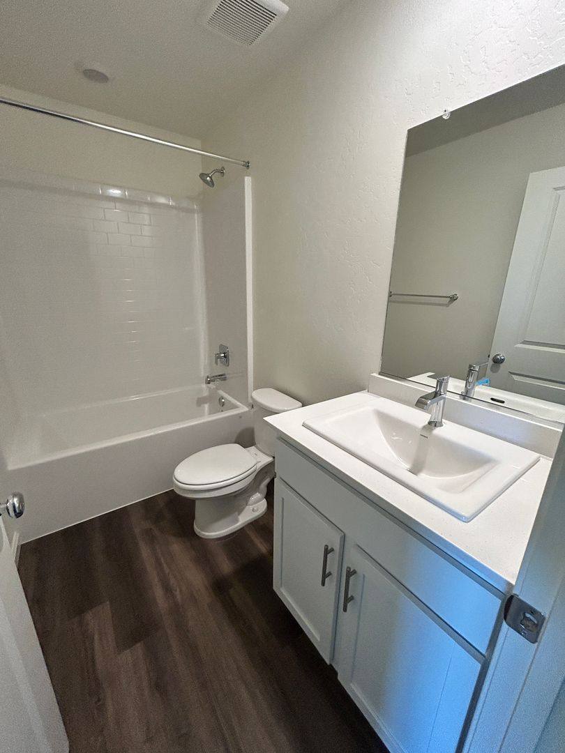 1773 Carson St, Hanford, CA 93230 - House for Rent - Image 6