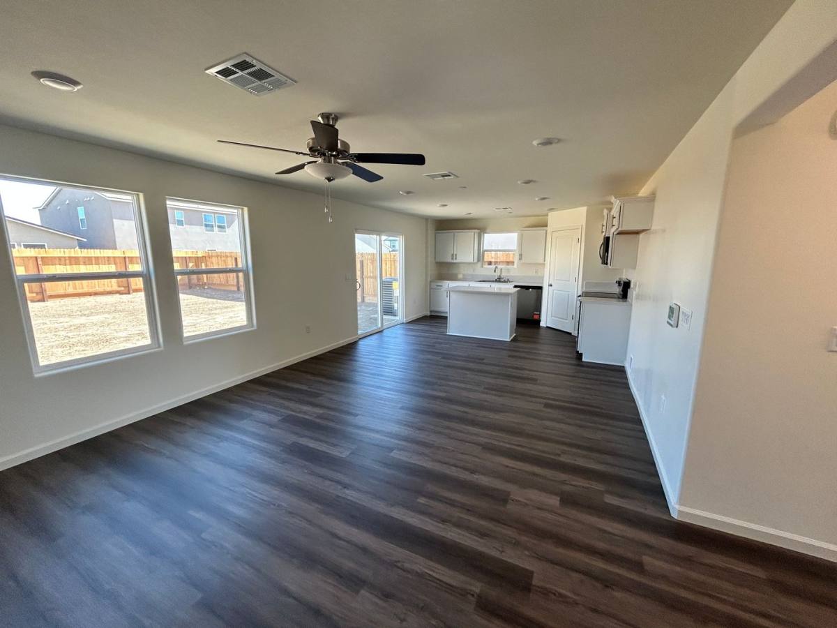 1773 Carson St, Hanford, CA 93230 - House for Rent - Image 2