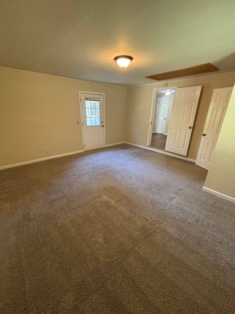 201 Herring Rd, Newnan, GA 30265 - House for Rent - Image 8