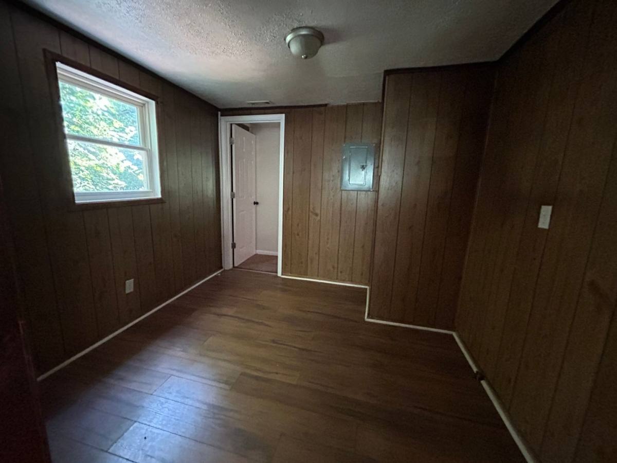 201 Herring Rd, Newnan, GA 30265 - House for Rent - Image 2