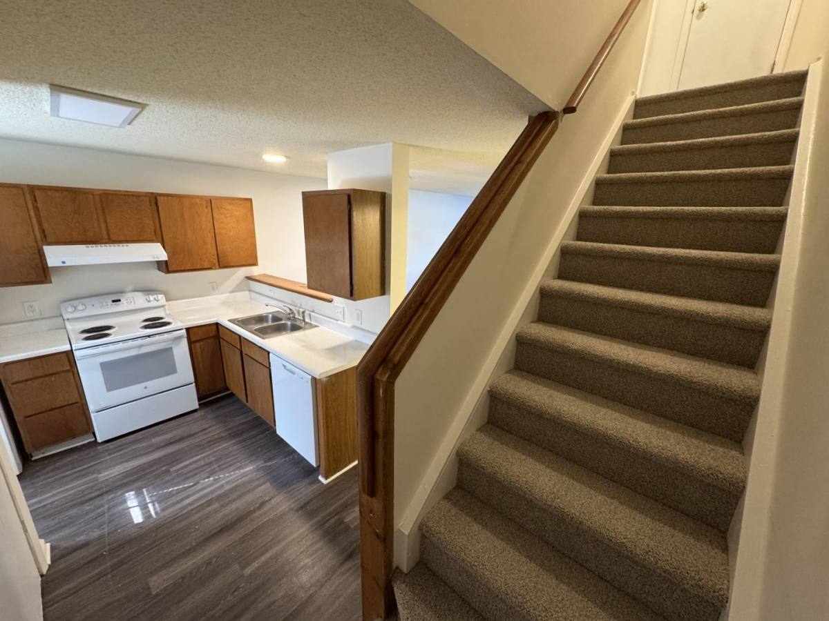 2902 Faversham Place, Raleigh, NC 27604 - Townhouse for Rent - Image 10