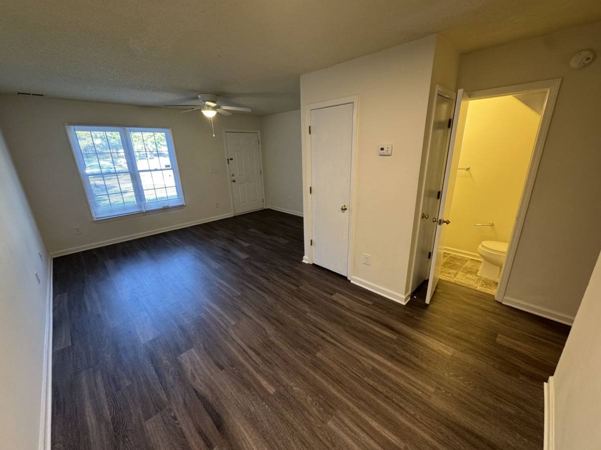 2902 Faversham Place, Raleigh, NC 27604 - Townhouse for Rent - Image 4