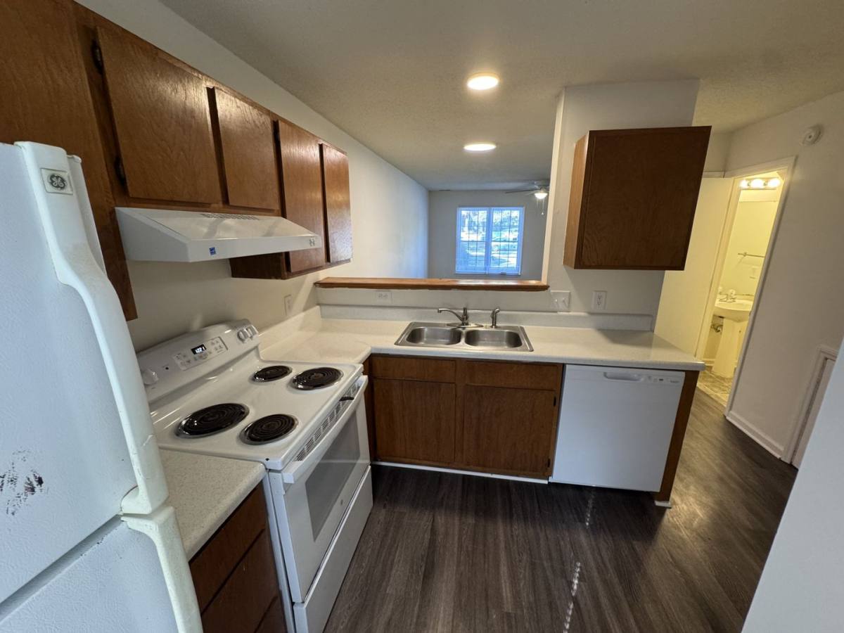 2902 Faversham Place, Raleigh, NC 27604 - Townhouse for Rent - Image 8