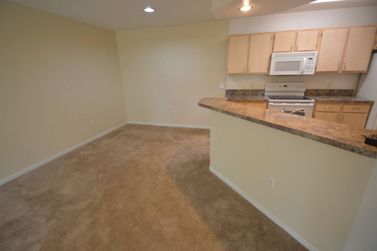 737 Crest Pines Dr #634, Orlando, FL 32828 - Apartment for Rent - Image 4