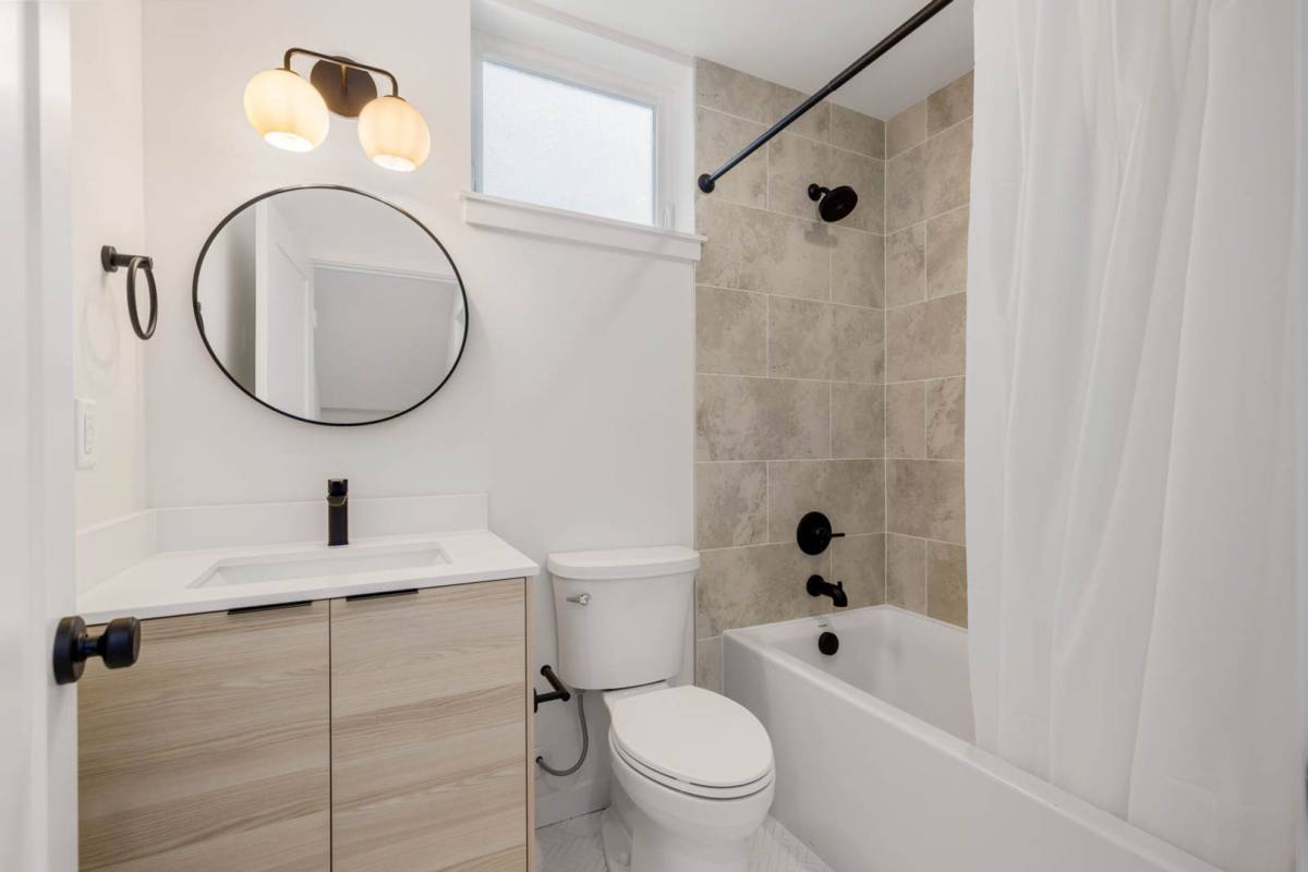 326 NW 87th St #B, Seattle, WA 98117 - Townhouse for Rent - Image 10