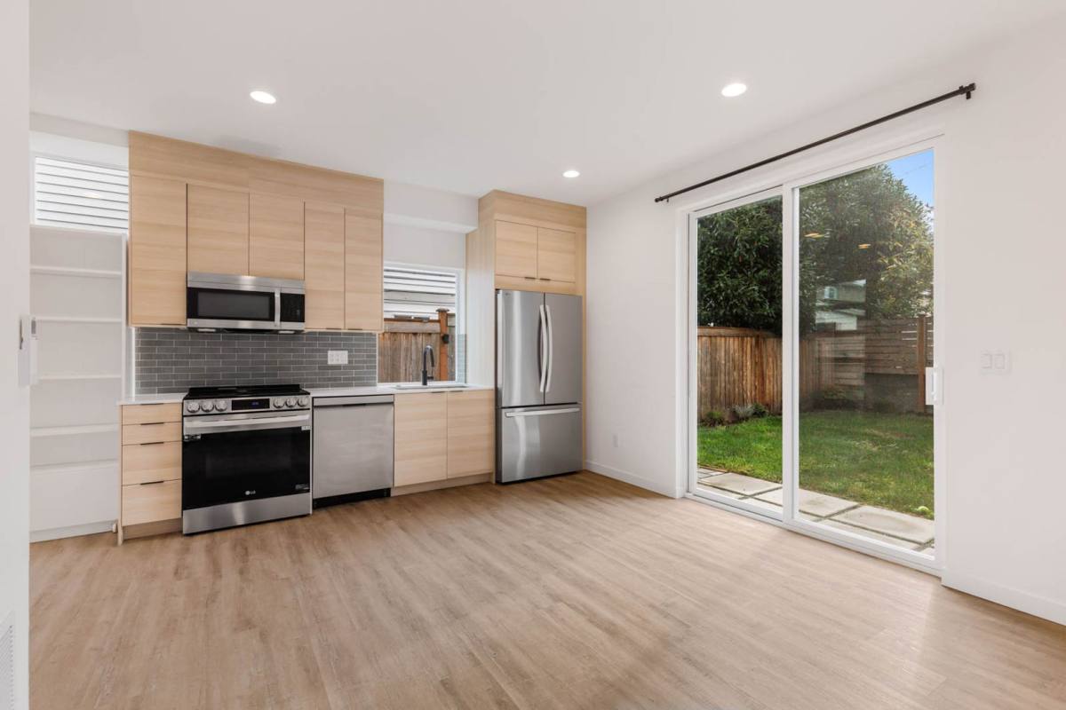 326 NW 87th St #B, Seattle, WA 98117 - Townhouse for Rent - Image 7