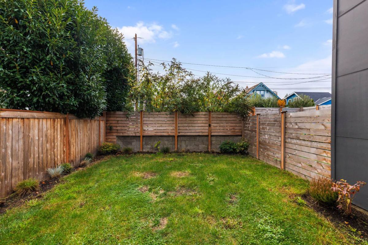 326 NW 87th St #B, Seattle, WA 98117 - Townhouse for Rent - Image 3