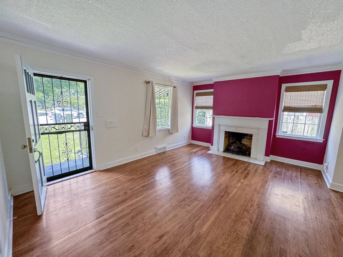 18 S Alicia, Memphis, TN 38111 - House for Rent - Image 2
