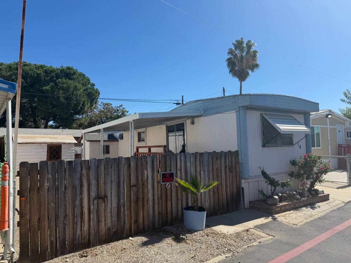 Holiday Rancho, 34184 County Line Rd, Yucaipa, CA 92399 - Apartment for Rent - Image 1