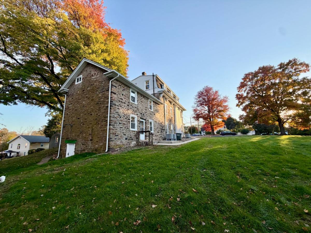 216 E Bristol Rd, Feasterville Trevose, PA 19053 - Apartment for Rent - Image 10