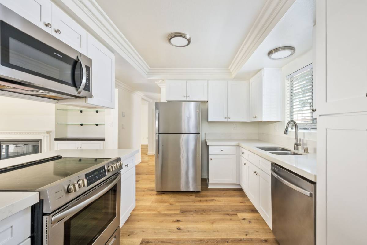 1223 Beryl St, Redondo Beach, CA 90277 - Apartment for Rent