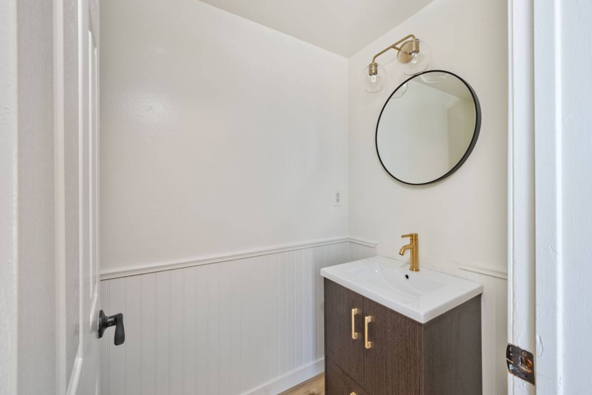 1223 Beryl St, Redondo Beach, CA 90277 - Apartment for Rent - Image 7