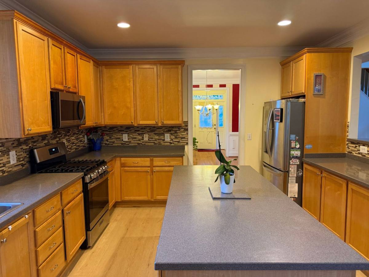 606 Gravel Brook Court, Cary, NC 27519 - House for Rent - Image 8