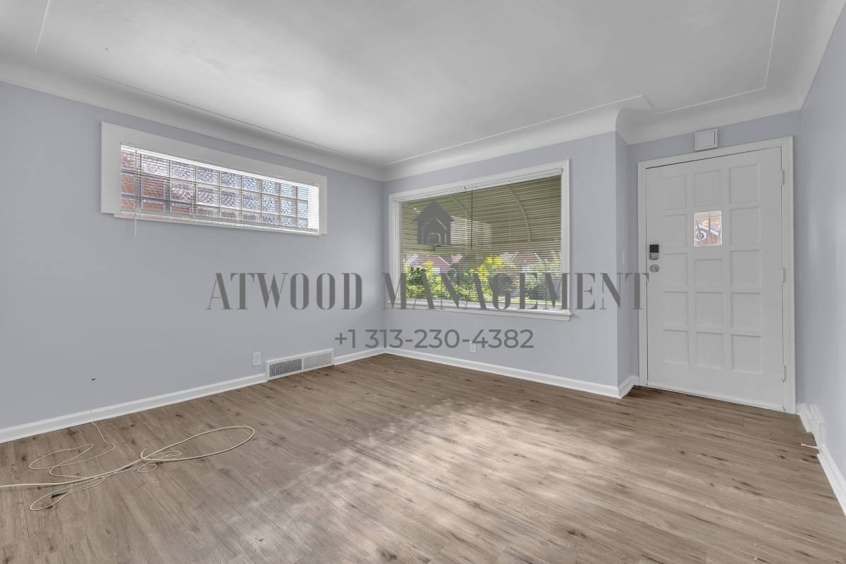20164 Terrell St, Detroit, MI 48234 - House for Rent - Image 2