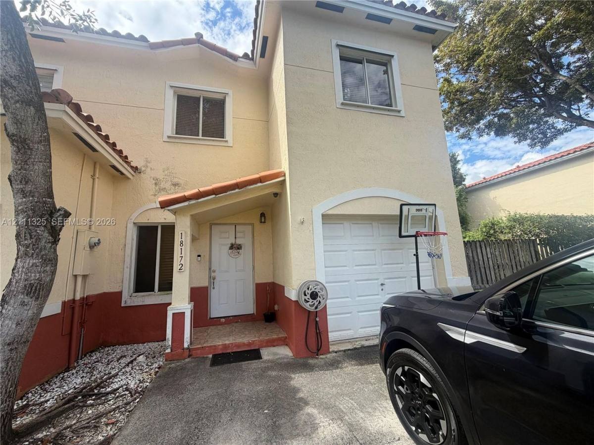 18172 SW 108th Path, Miami, FL 33157 - Townhouse for Rent - Image 6