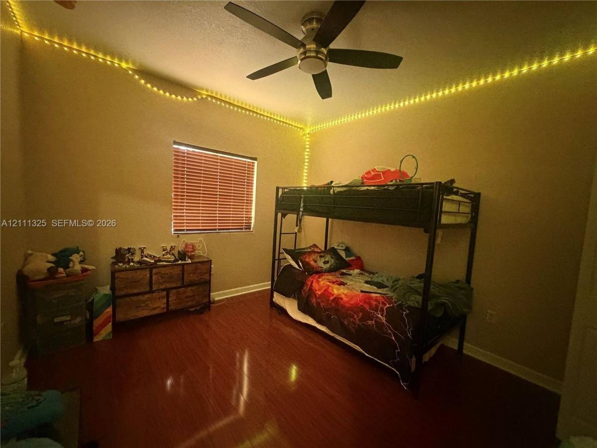 18172 SW 108th Path, Miami, FL 33157 - Townhouse for Rent - Image 9
