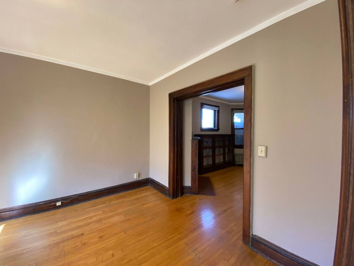 214 State St, Madison, WI 53703 - Apartment for Rent - Image 2