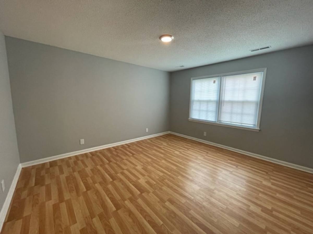 Apartment for rent at 111 Claybill Dr NW, Meridianville, AL 35759