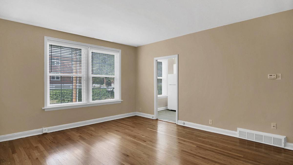 8161 Whitburn Dr, Clayton, MO 63105 - Apartment for Rent - Image 5