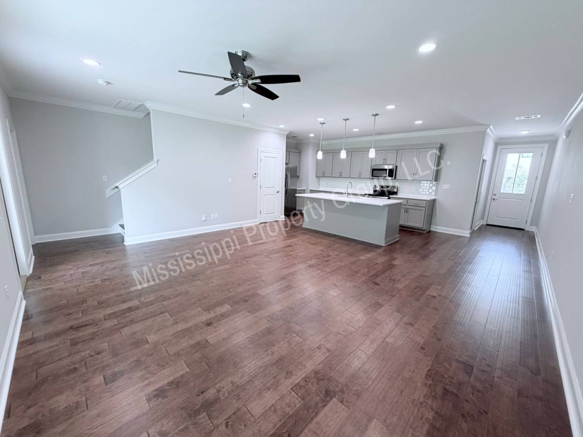 440 Lily Loop, Oxford, MS 38655 - Townhouse for Rent - Image 4