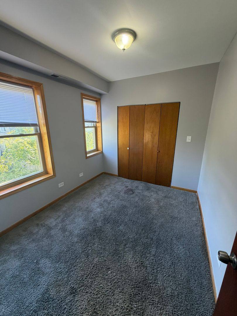 11027 S King Dr, Chicago, IL 60628 - Apartment for Rent - Image 6