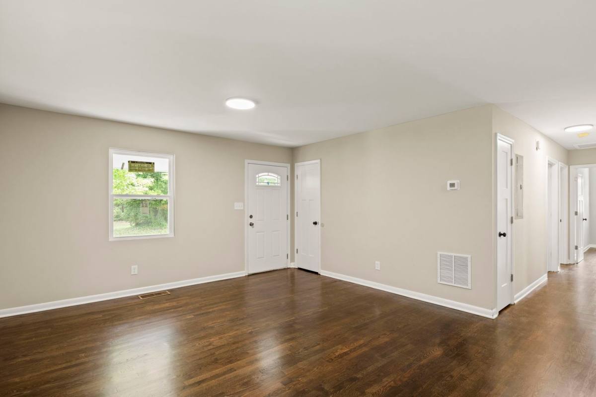 1362 Teamon Rd, Griffin, GA 30223 - House for Rent - Image 7