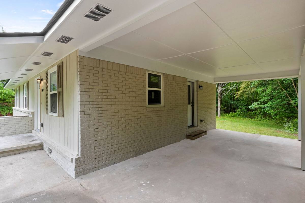 1362 Teamon Rd, Griffin, GA 30223 - House for Rent - Image 3