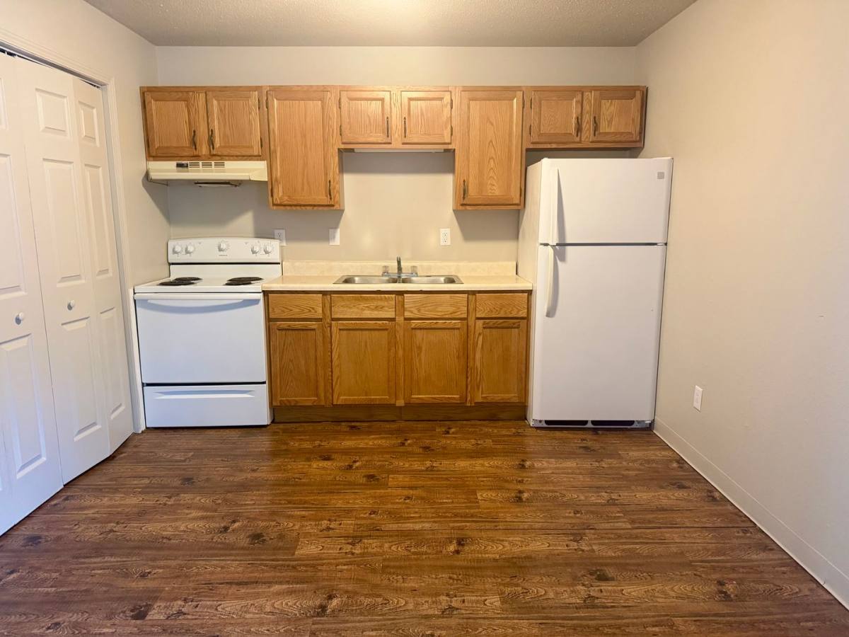 1108 Clemens Rd, Rolla, MO 65401 - Apartment for Rent - Image 3