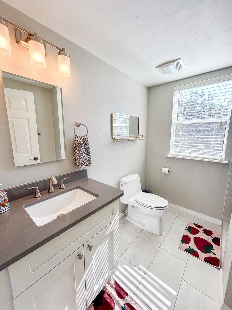 1220 SW 1st Ave #301, Gainesville, FL 32601 - Condo for Rent - Image 8