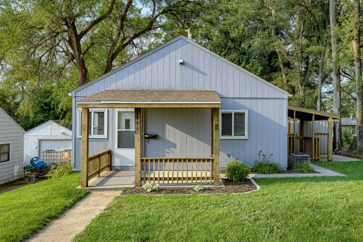 6795 Seward St, Omaha, NE 68104 - House for Rent - Image 1