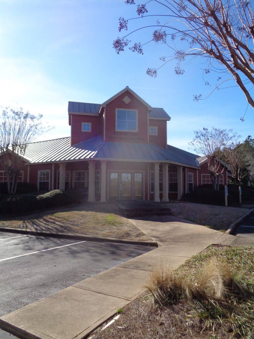 2100 Old Taylor Rd #E118, Oxford, MS 38655 - Condo for Rent - Image 2