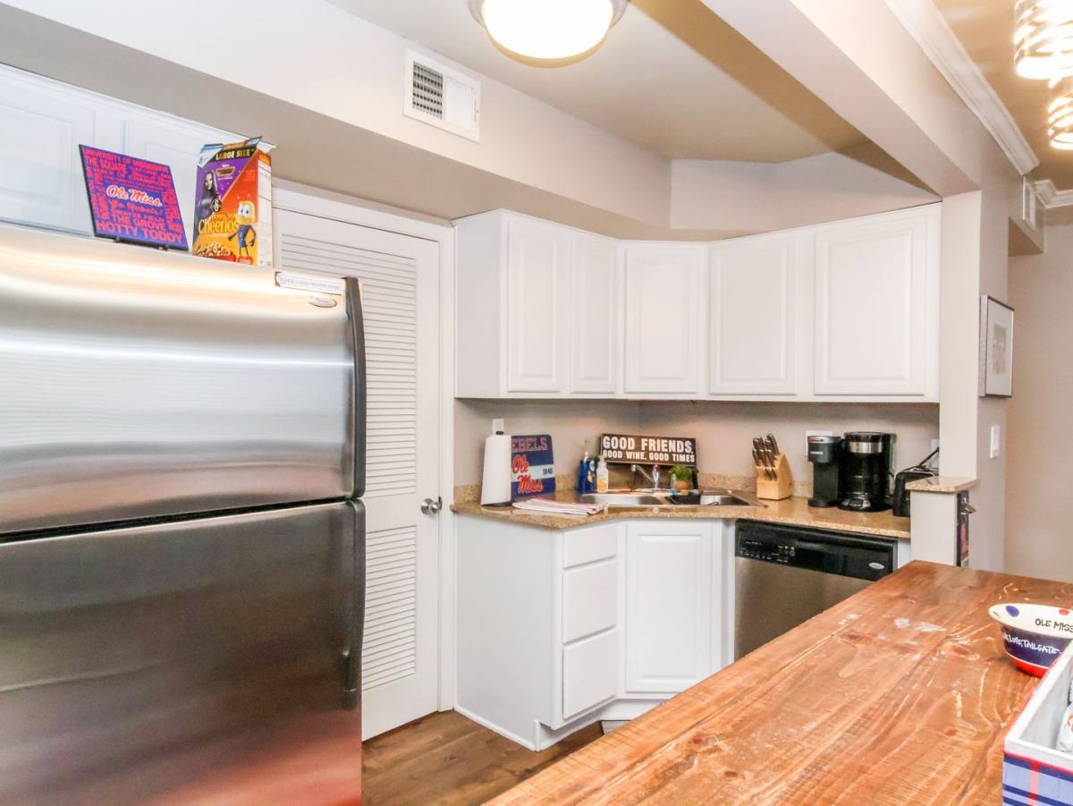 2100 Old Taylor Rd #E118, Oxford, MS 38655 - Condo for Rent - Image 10