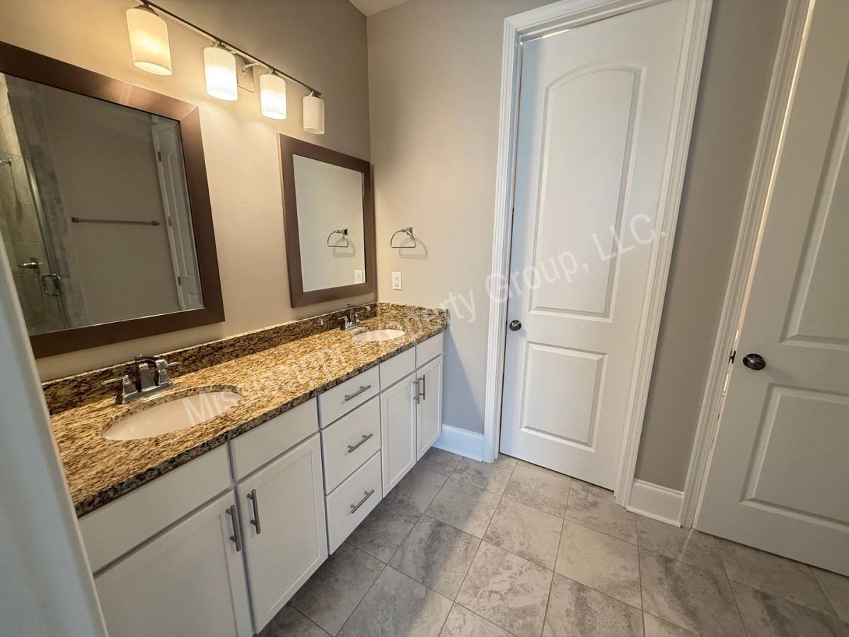 102 Farm View Dr #903, Oxford, MS 38655 - Townhouse for Rent - Image 9