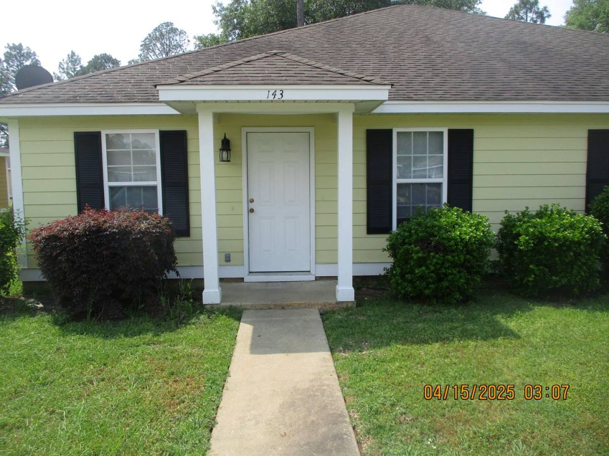 143 Westcott Lane, Albany, GA 31721 - House for Rent - Image 1